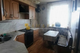 Продам 4-комнатную квартиру