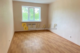 продается 2 комнатная квартира