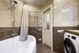 1-к. квартира, 42 м², 2/10 эт.